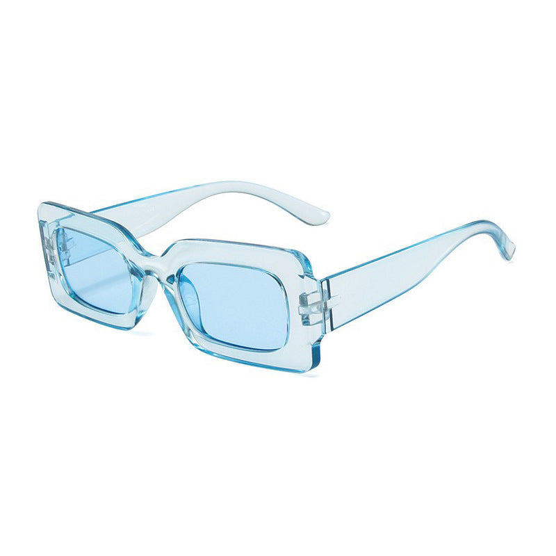 Gafas de sol vintage con montura pequeña