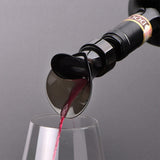 Grifo creativo para verter vino tinto en forma de pétalo para mantener la frescura.