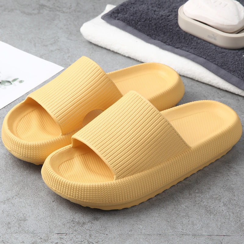 Zapatillas suaves para parejas en casa